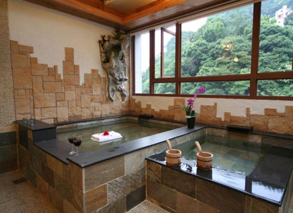 Chief Villa Hot Spring Resort Zsenaj Kültér fotó