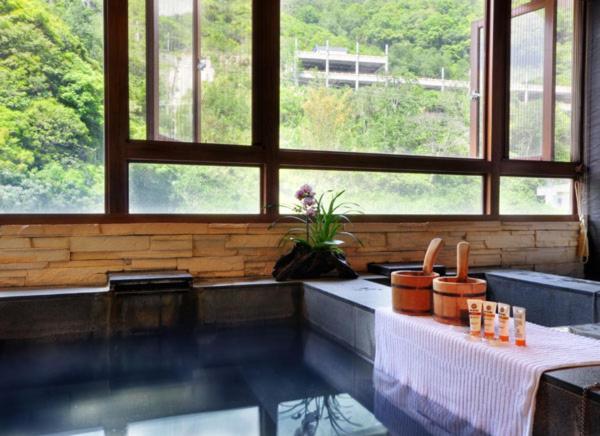 Chief Villa Hot Spring Resort Zsenaj Kültér fotó