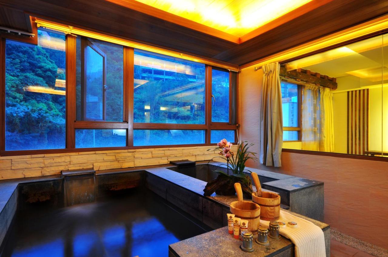 Chief Villa Hot Spring Resort Zsenaj Kültér fotó